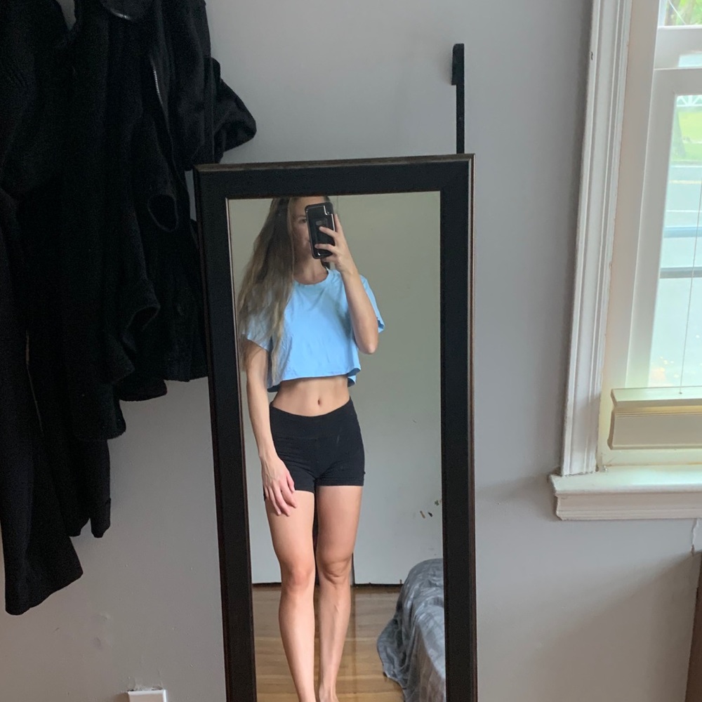 NVGTN NWT blue crop top tee